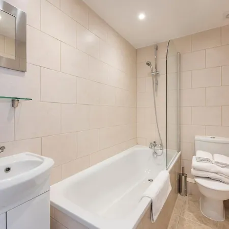 Dionysus' Den - Fitzrovia By Frankie Says Apartment London Exterior photo